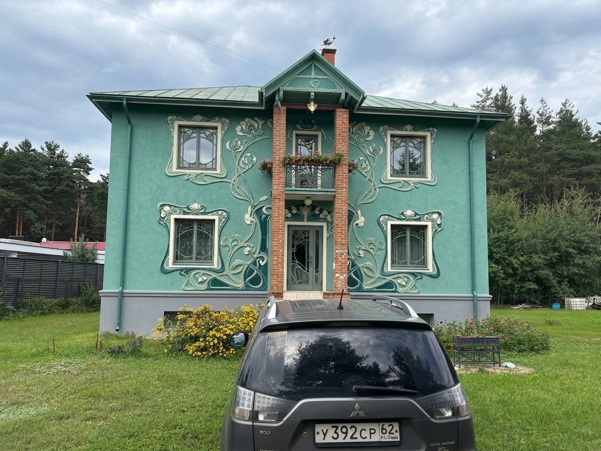 Дизайн фасада в стиле Модерн (ар-нуво) — фото фасада от нейросети AI Facade
